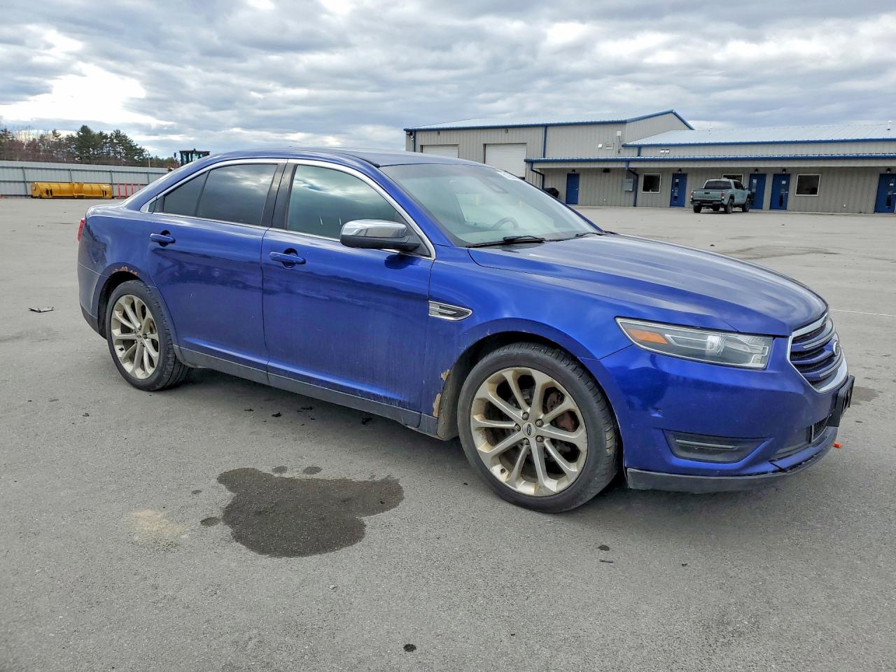 2015 FORD TAURUS