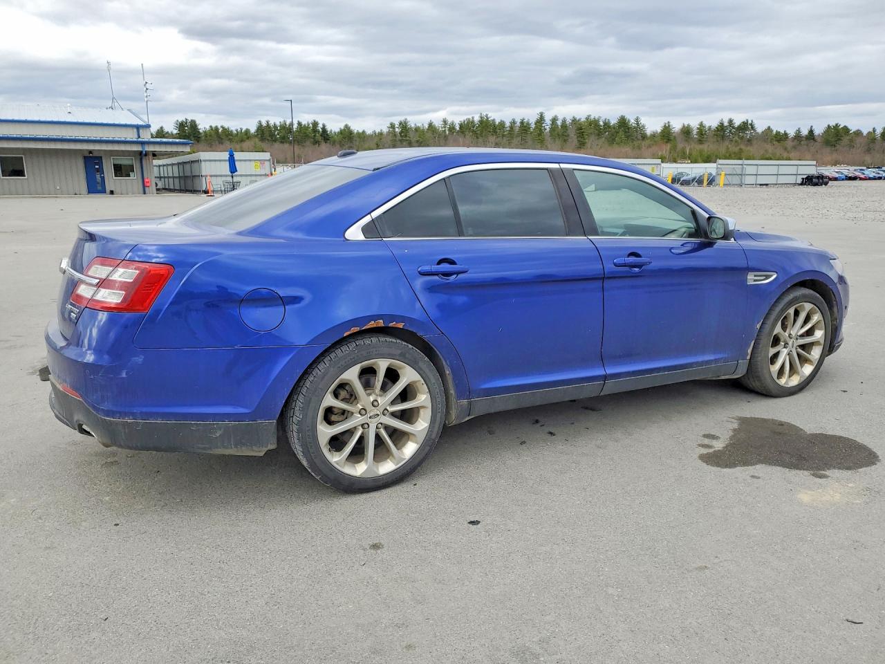 2015 FORD TAURUS