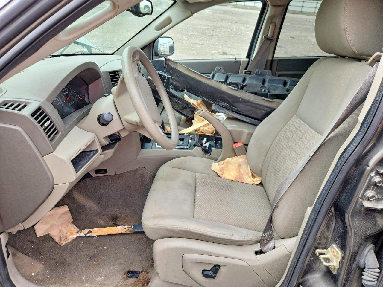2005 JEEP CHEROKEE