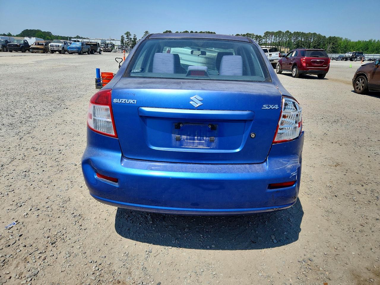 2013 SUZUKI SX4