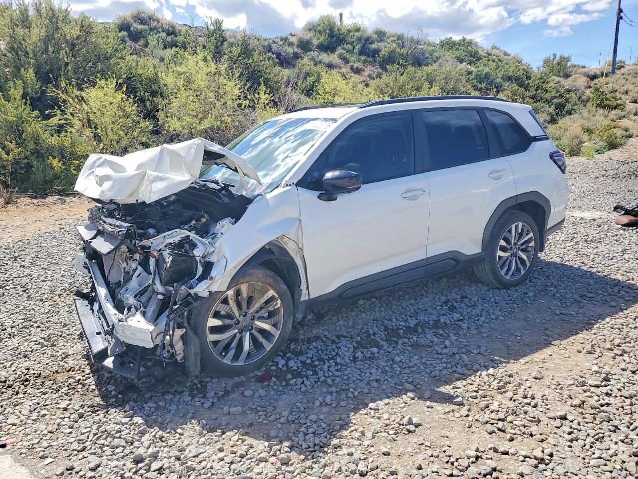 2025 SUBARU FORESTER