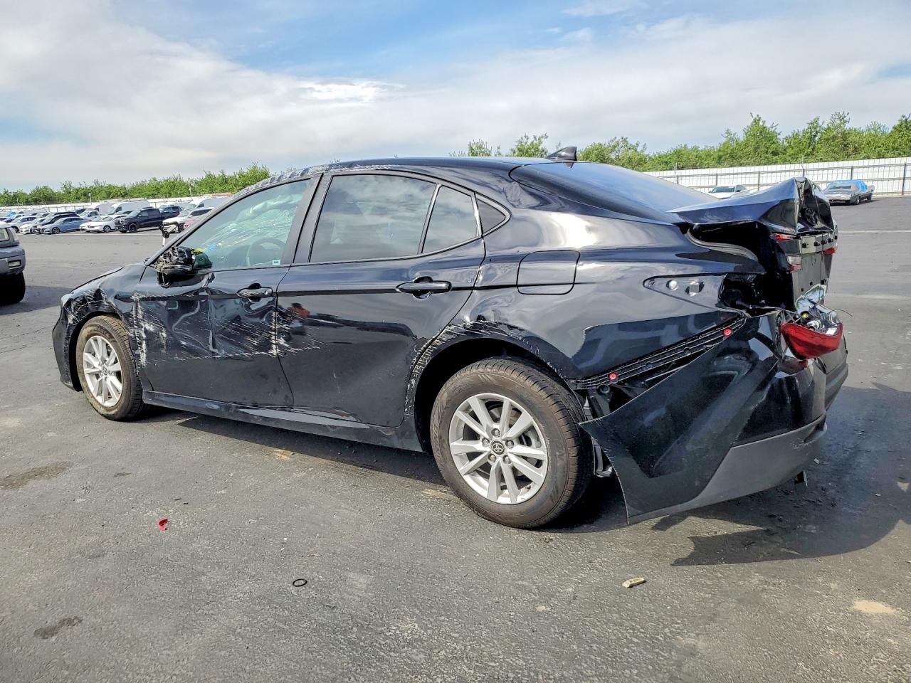 2026 TOYOTA CAMRY
