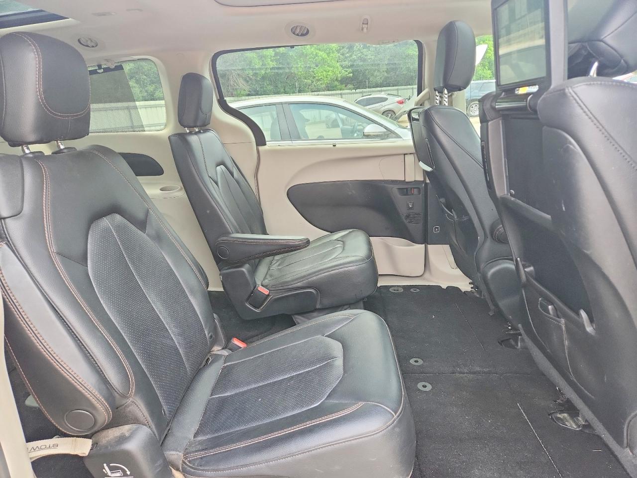 2019 CHRYSLER PACIFICA