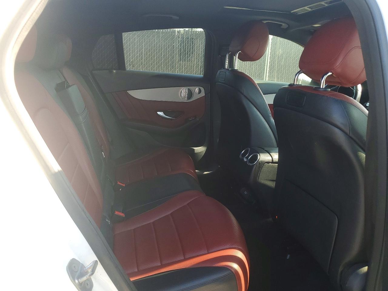 2019 MERCEDES-BENZ GLC-CLASS