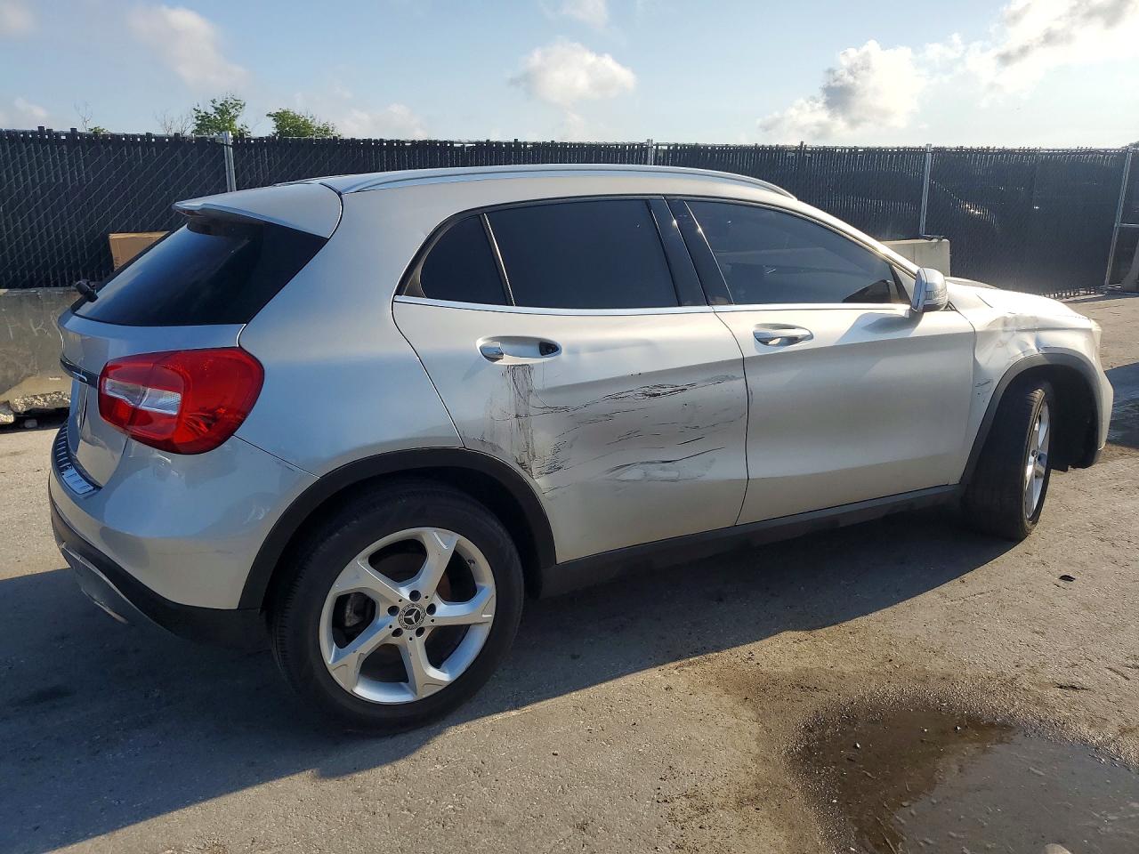 2018 MERCEDES-BENZ GLA-CLASS