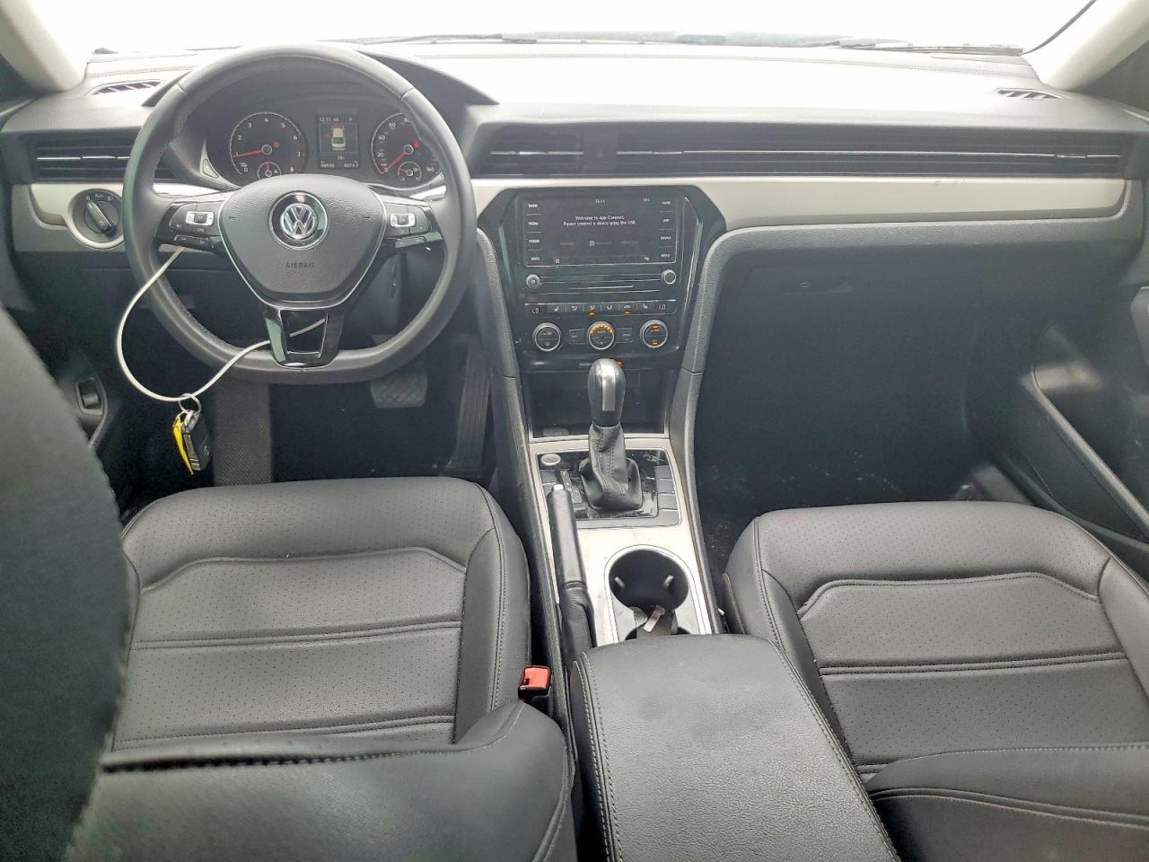 2021 VOLKSWAGEN PASSAT