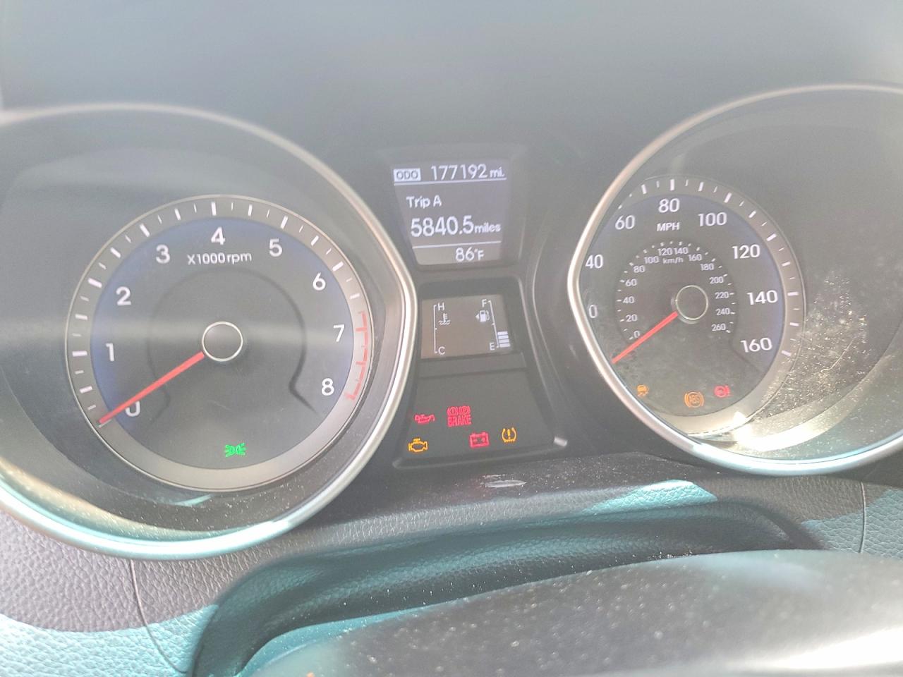 2016 HYUNDAI ELANTRA