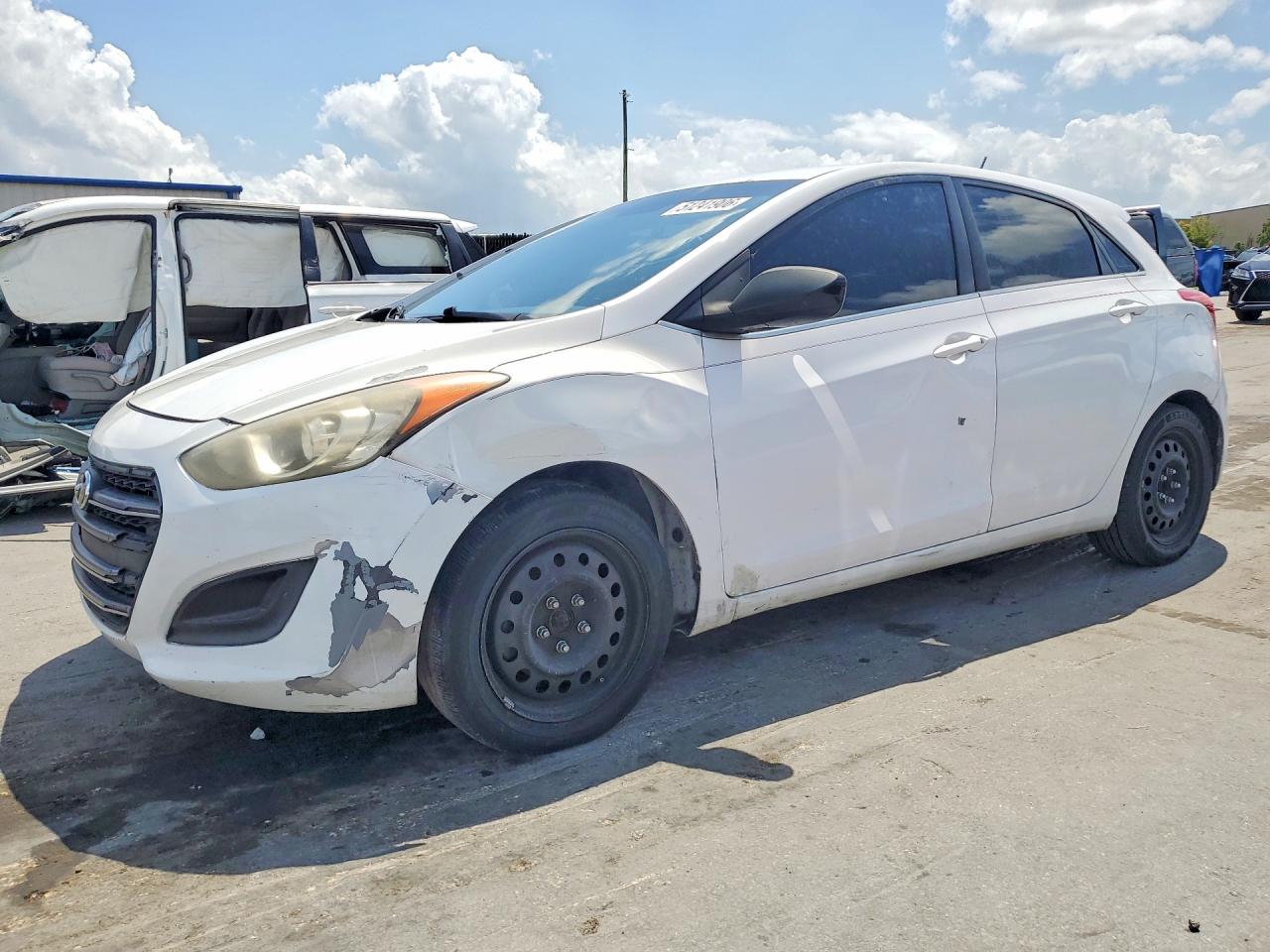 2016 HYUNDAI ELANTRA