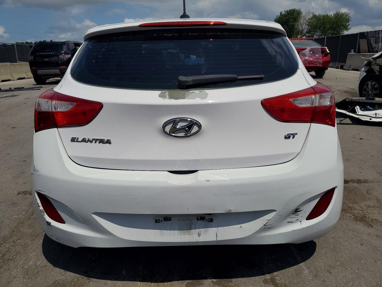 2016 HYUNDAI ELANTRA