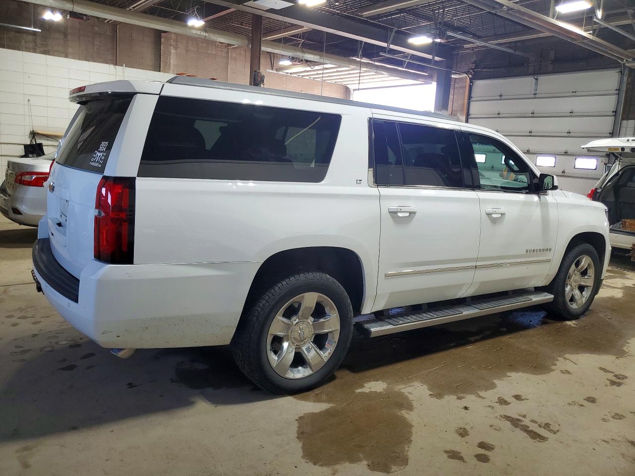 2016 CHEVROLET SUBURBAN