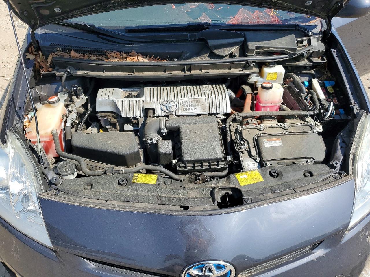 2015 TOYOTA PRIUS