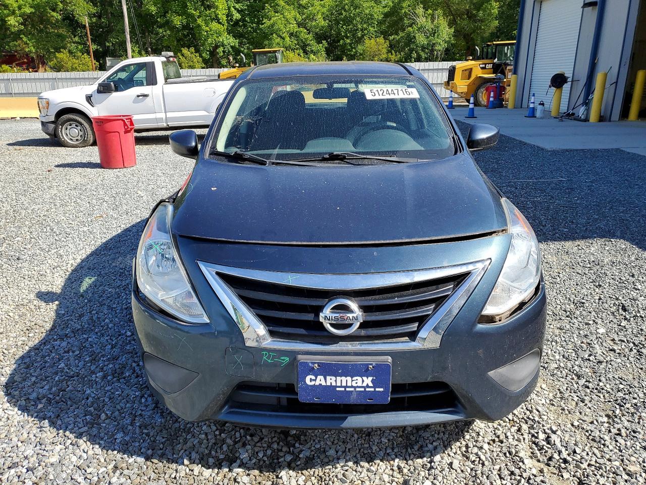 2016 NISSAN VERSA