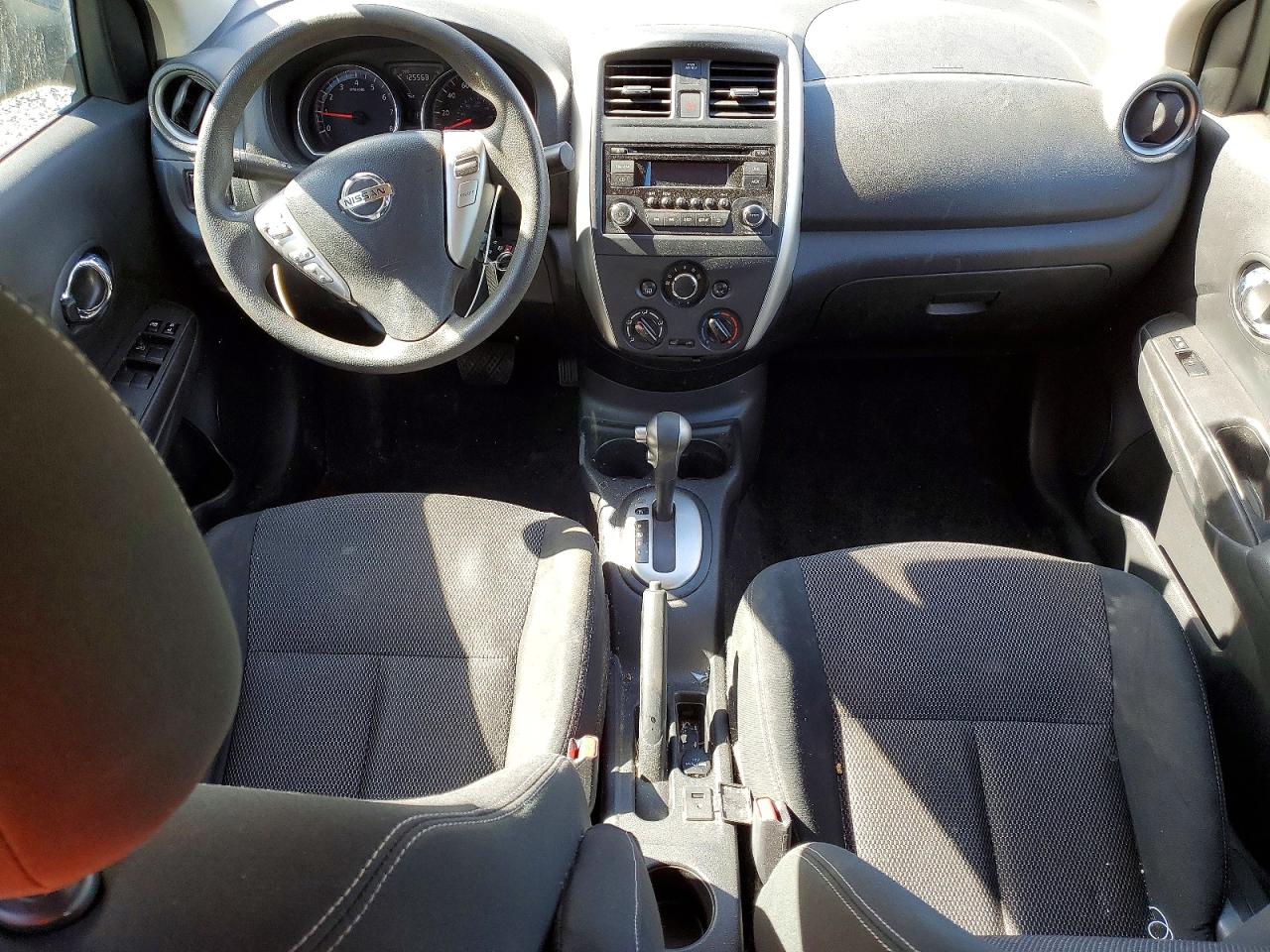 2016 NISSAN VERSA