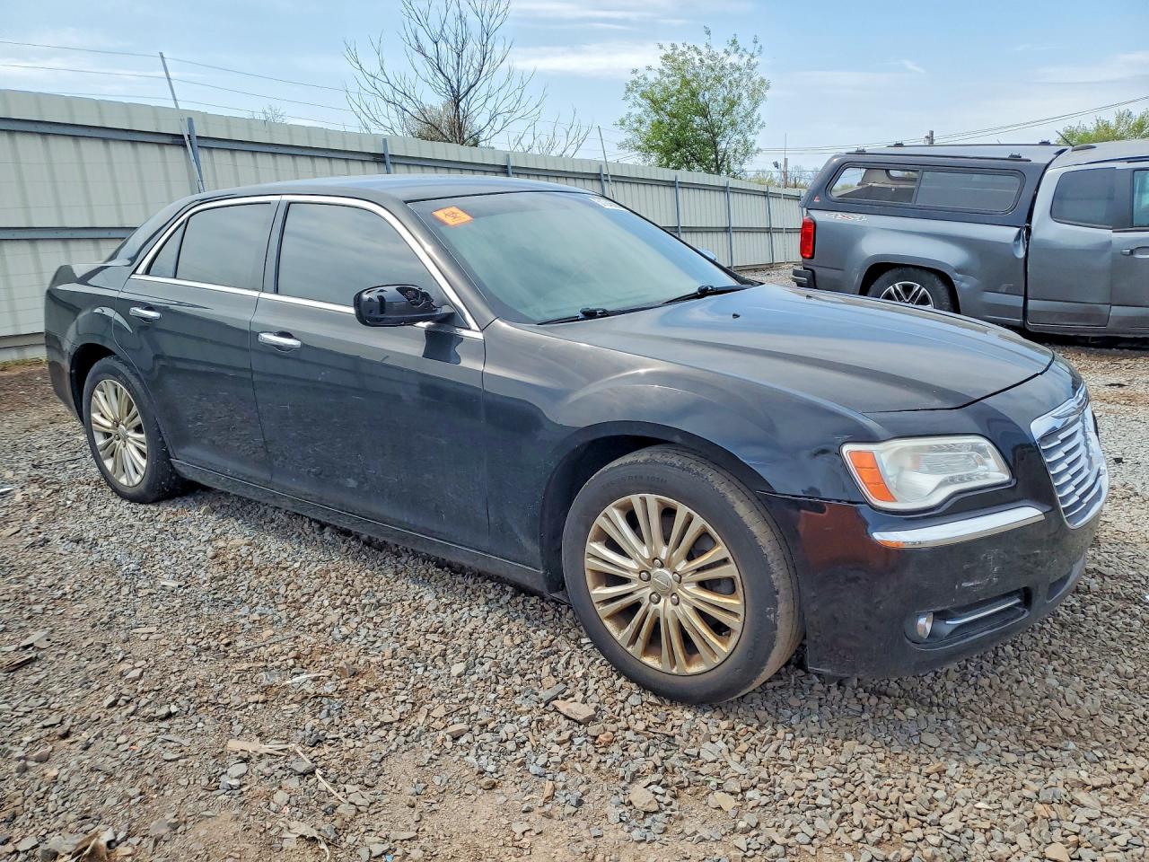 2013 CHRYSLER 300