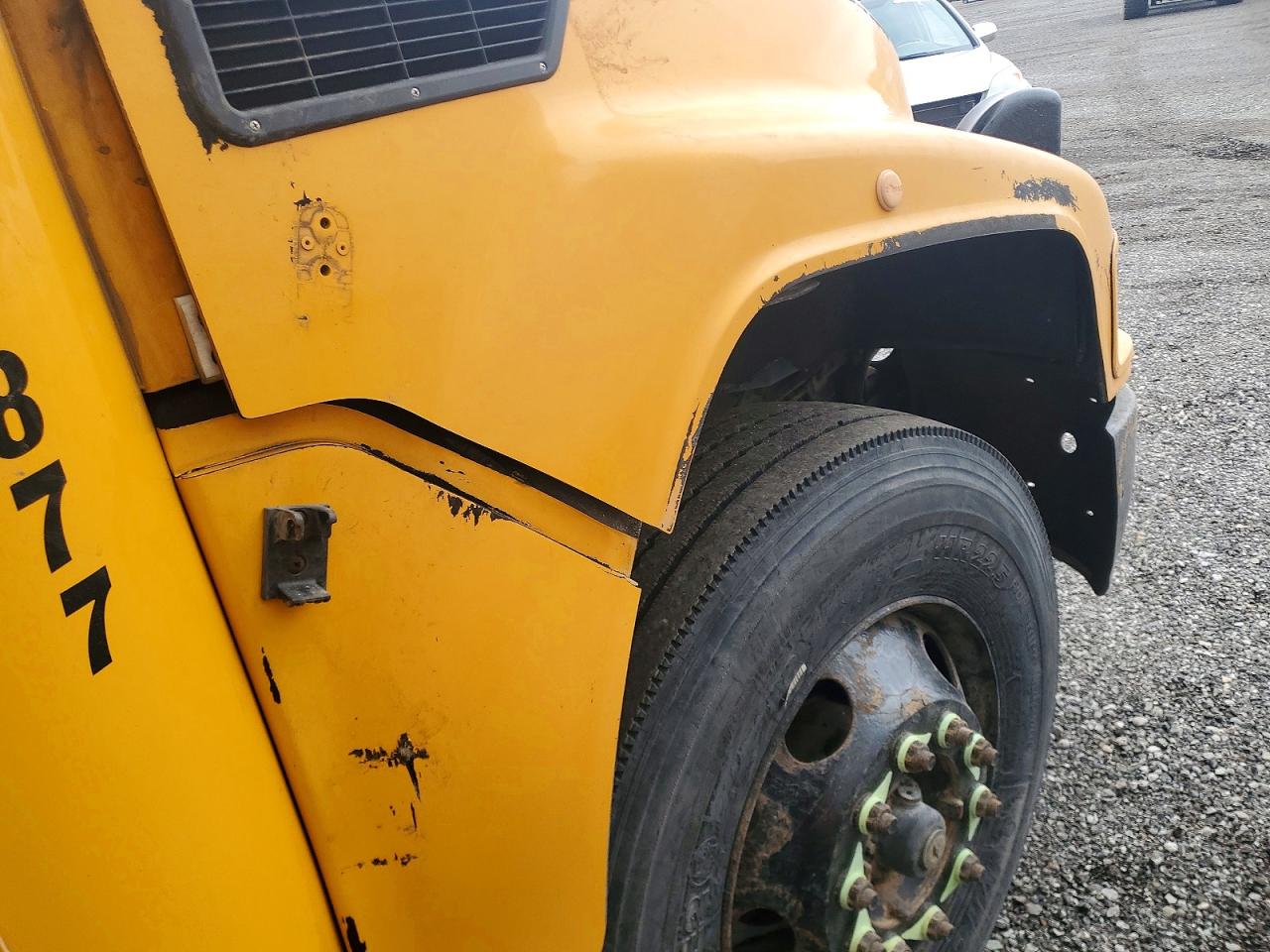 2013 BLUEBIRD SCHOOL BUS