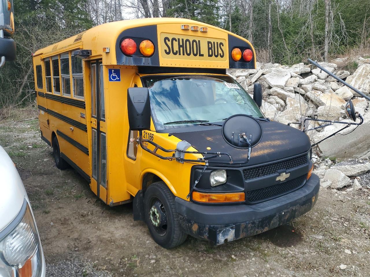 2011 THOMAS EXPRESS G4