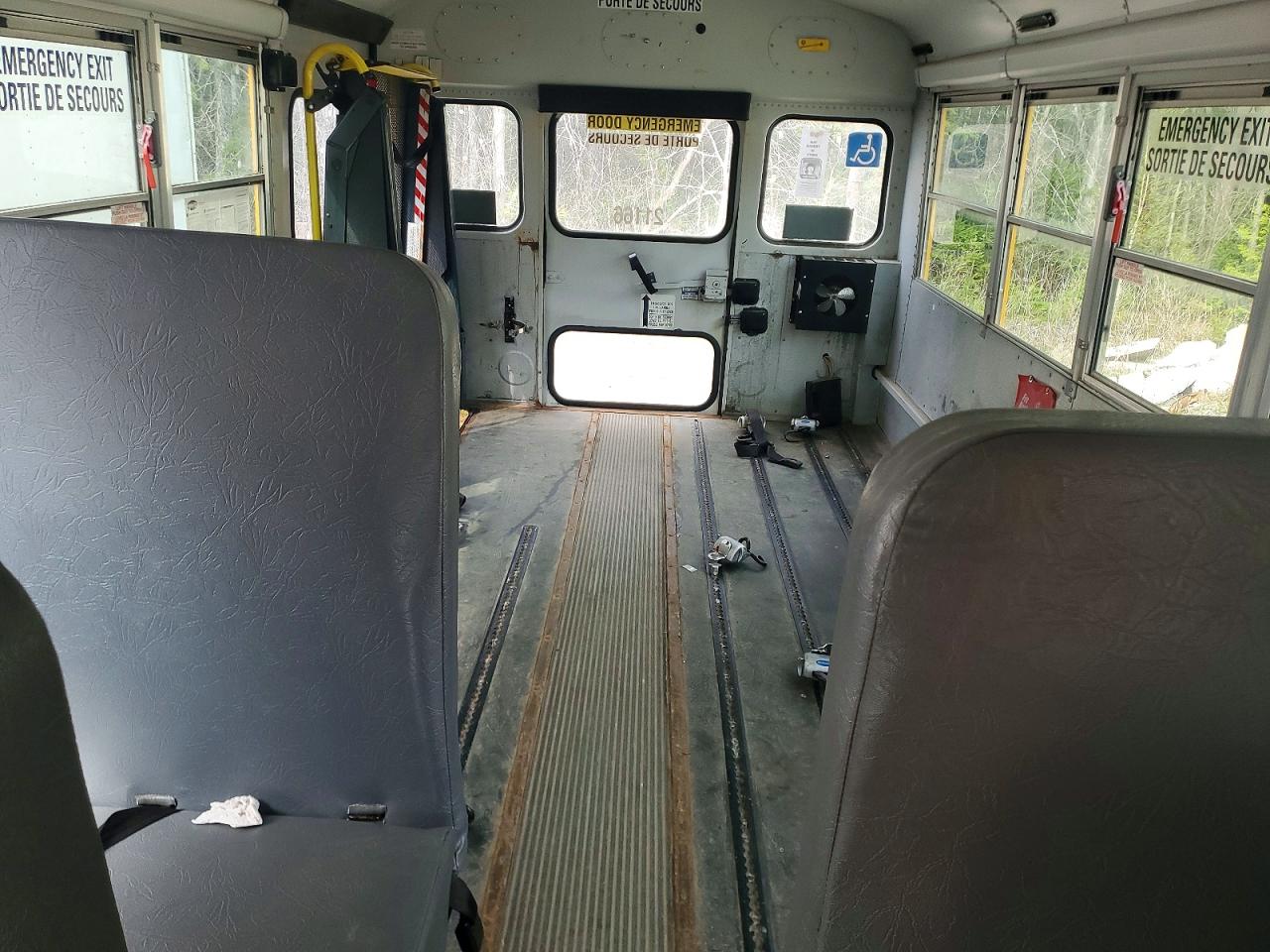 2011 THOMAS EXPRESS G4
