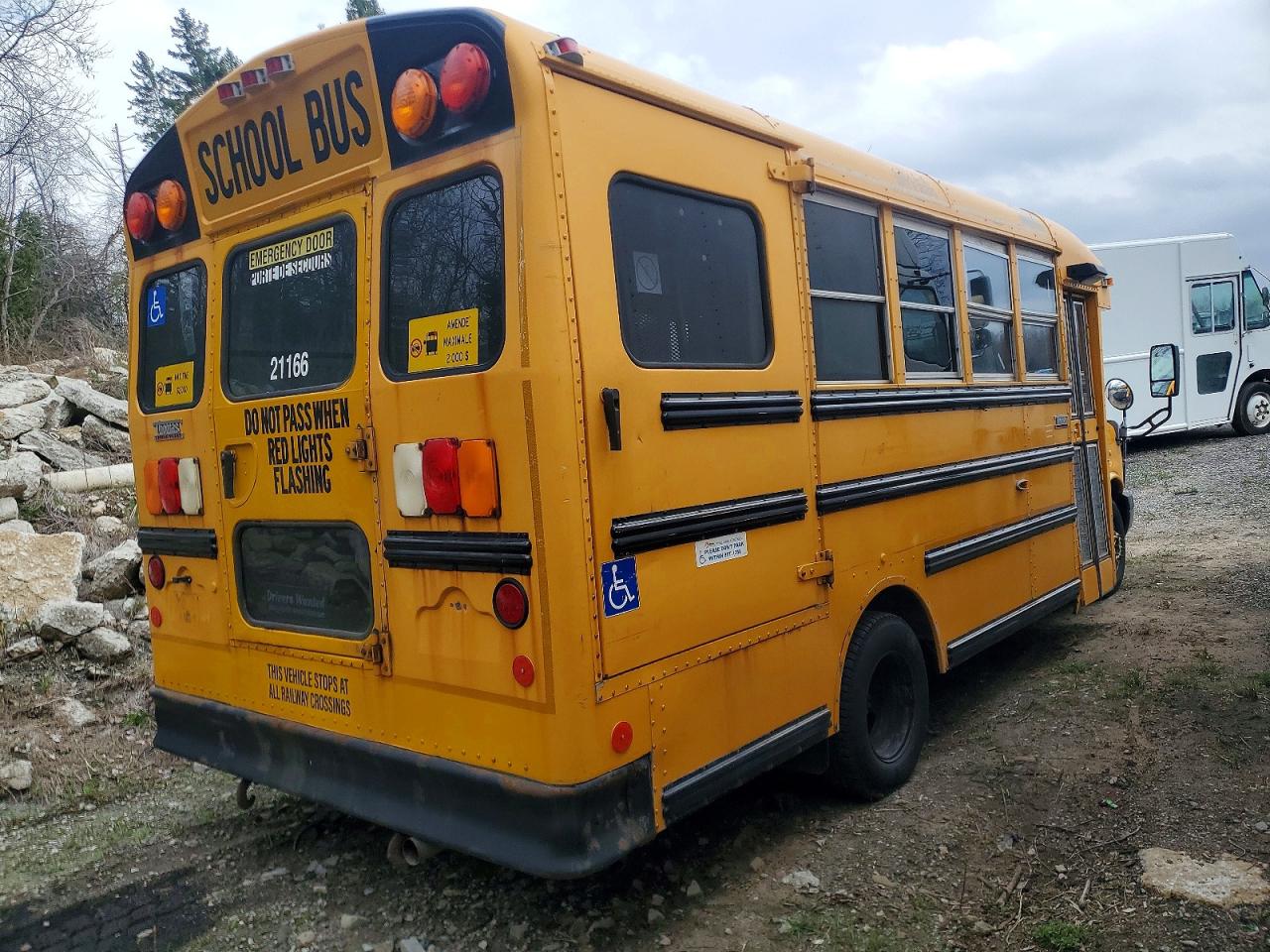2011 THOMAS EXPRESS G4