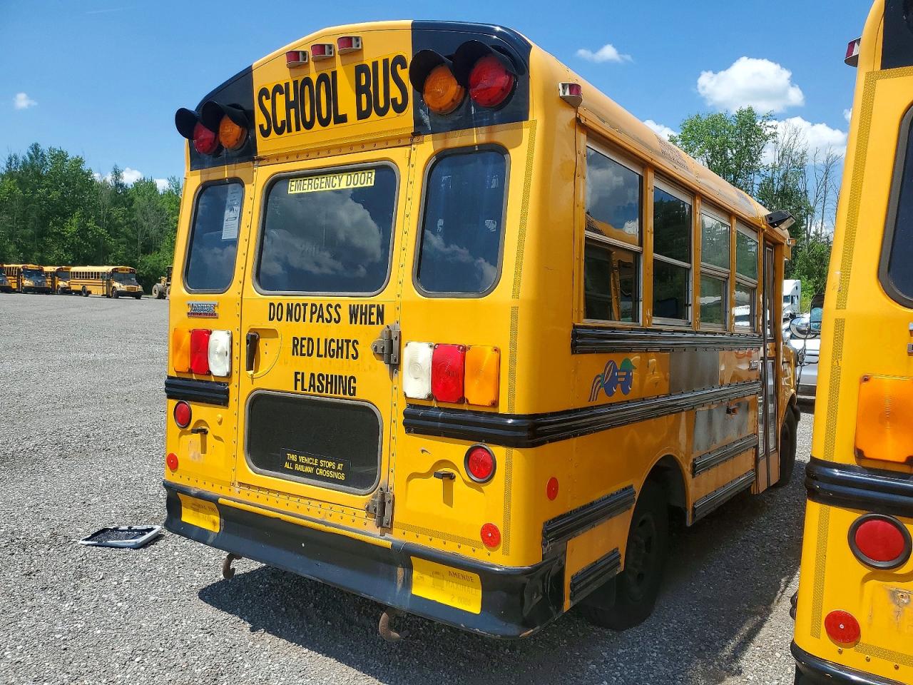 2012 THOMAS SCHOOL BUS