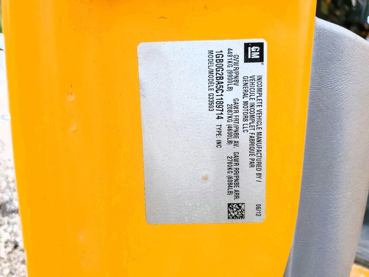 2012 THOMAS SCHOOL BUS