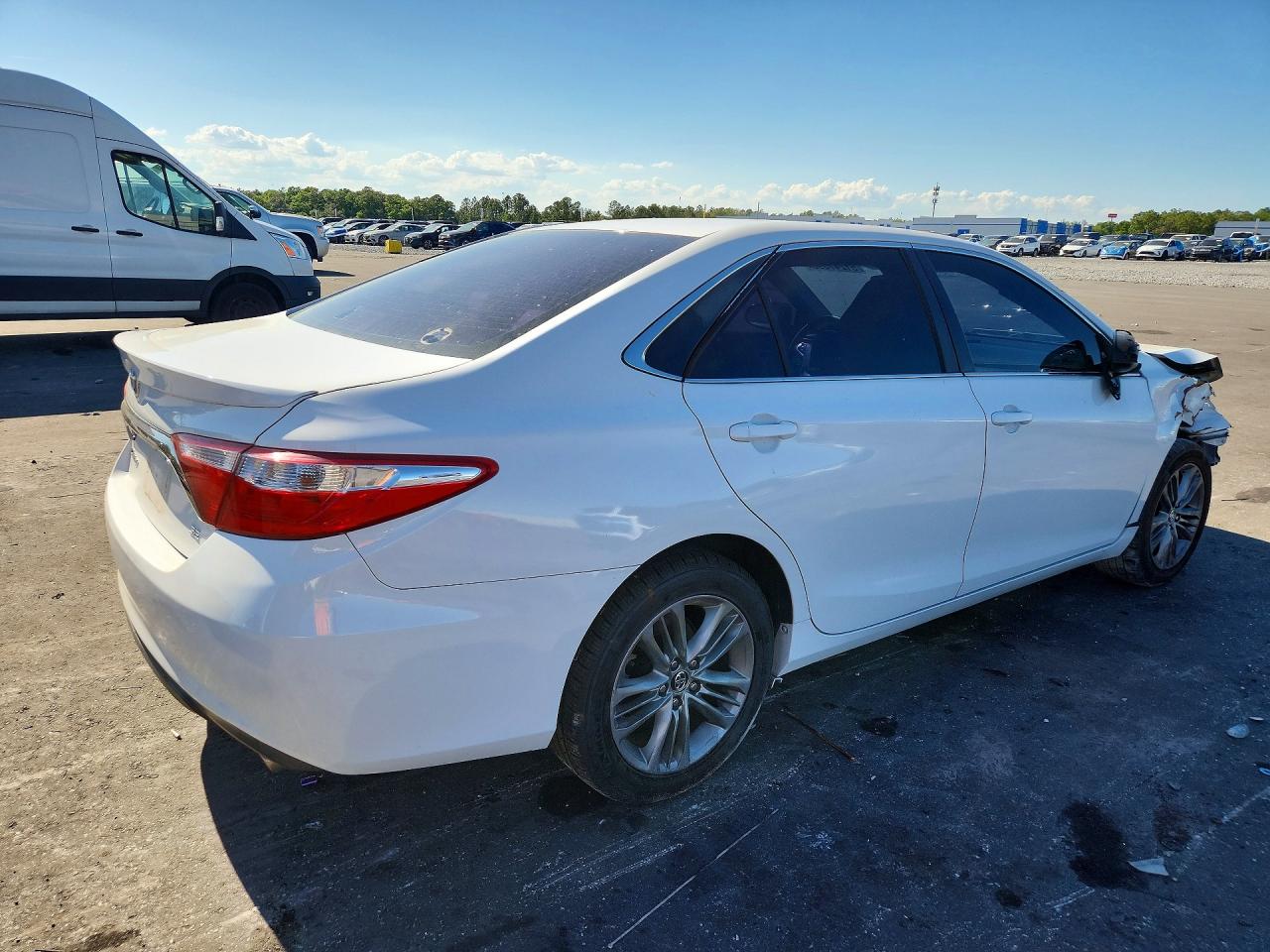 2017 TOYOTA CAMRY