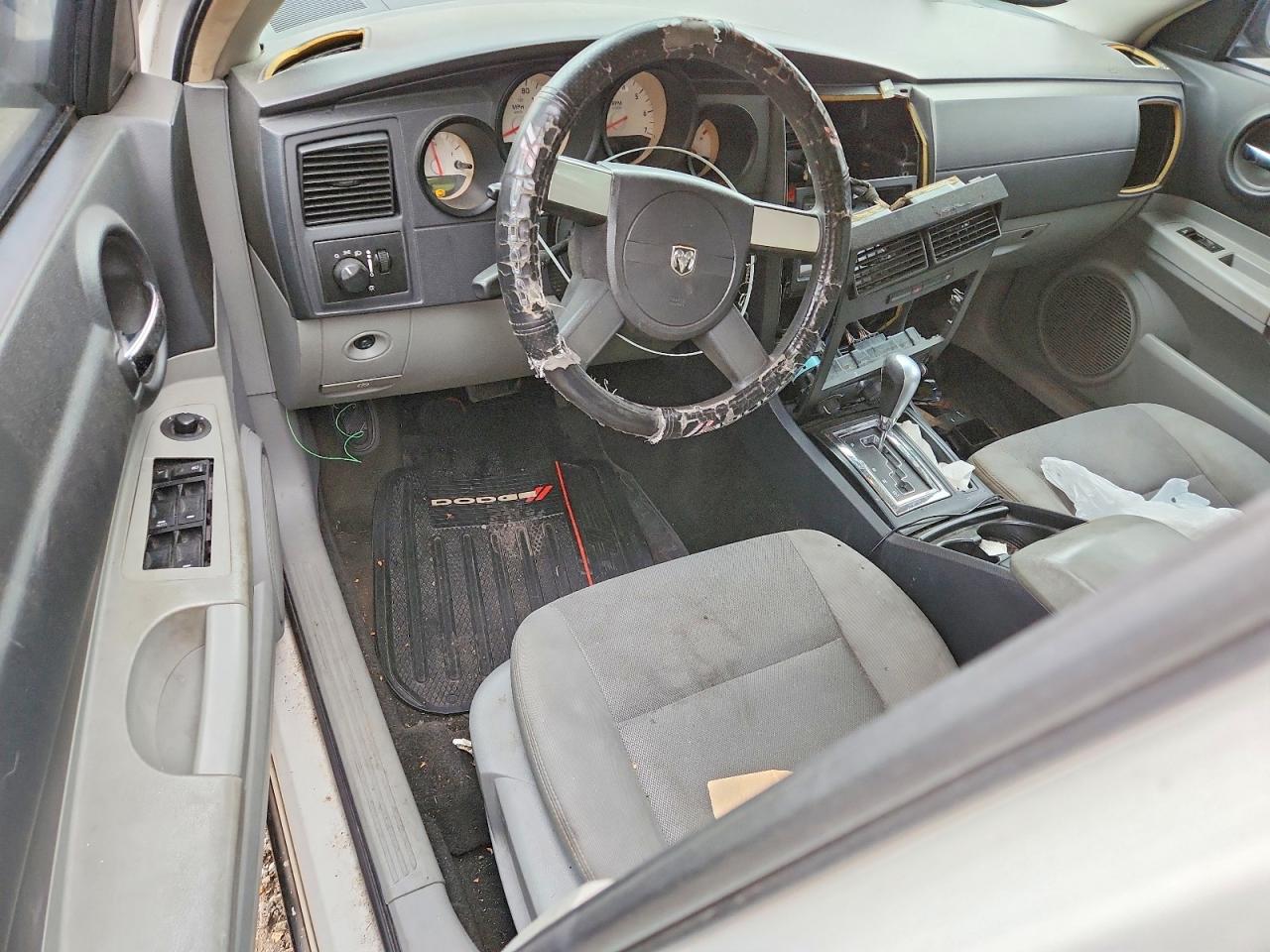 2006 DODGE CHARGER
