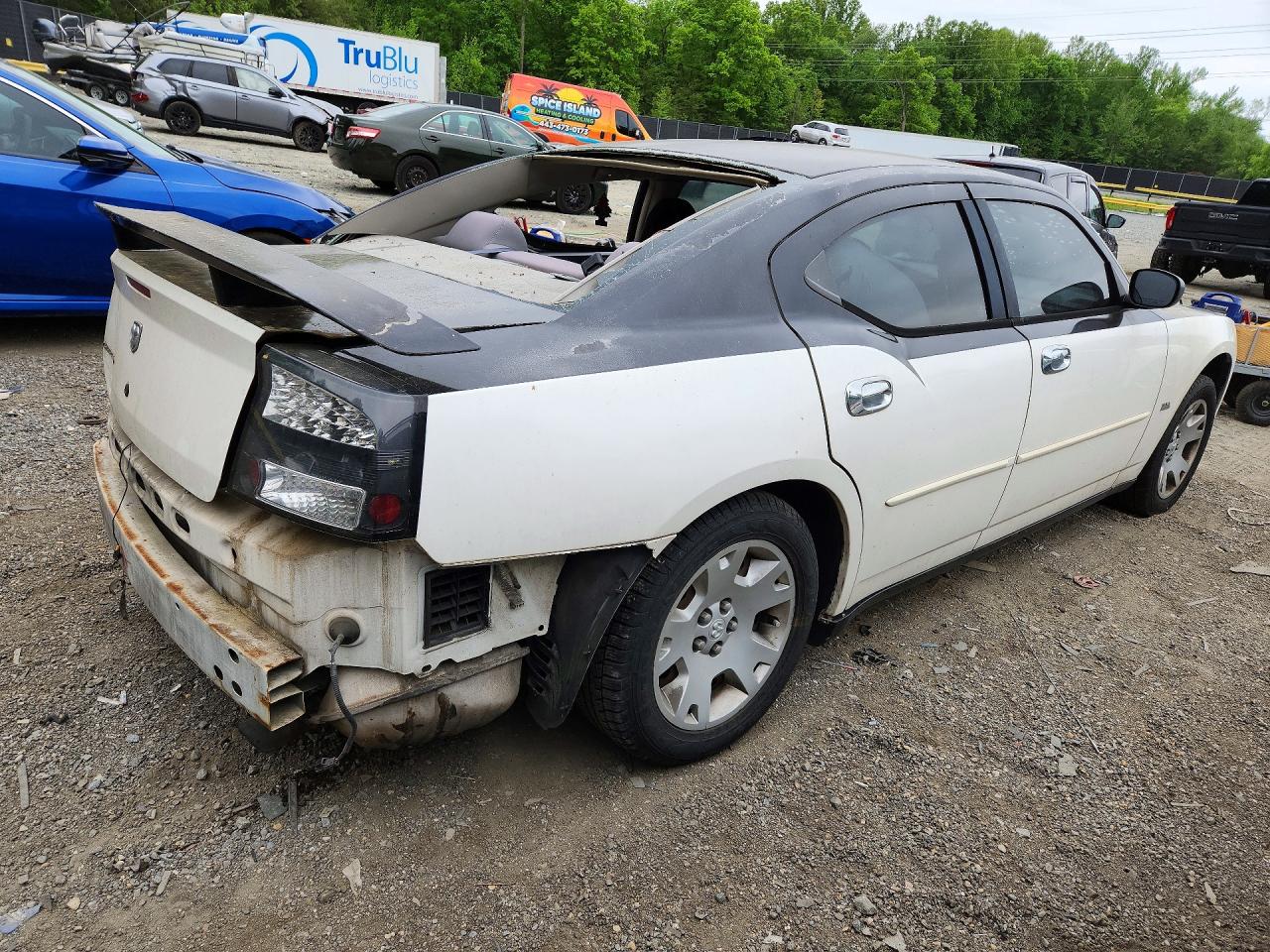 2006 DODGE CHARGER