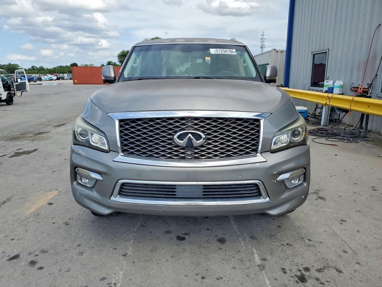2017 INFINITI QX80