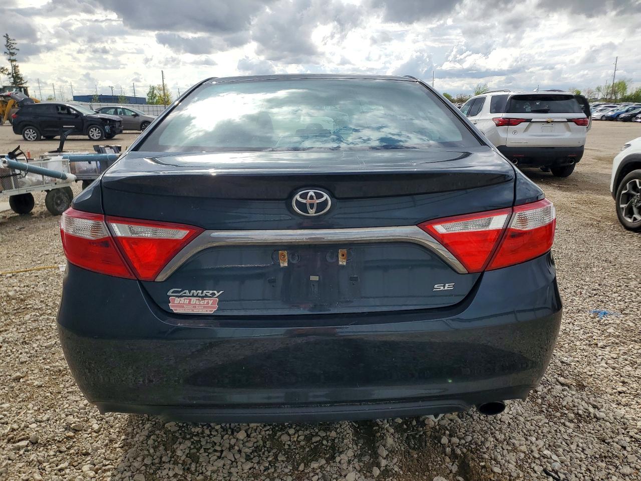 2017 TOYOTA CAMRY