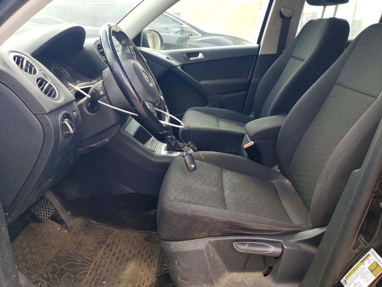 2015 VOLKSWAGEN TIGUAN