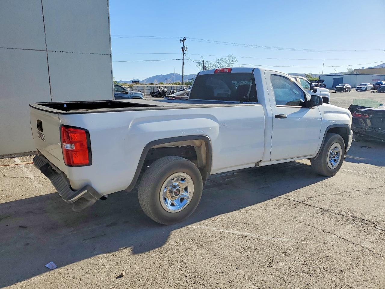 2016 GMC SIERRA