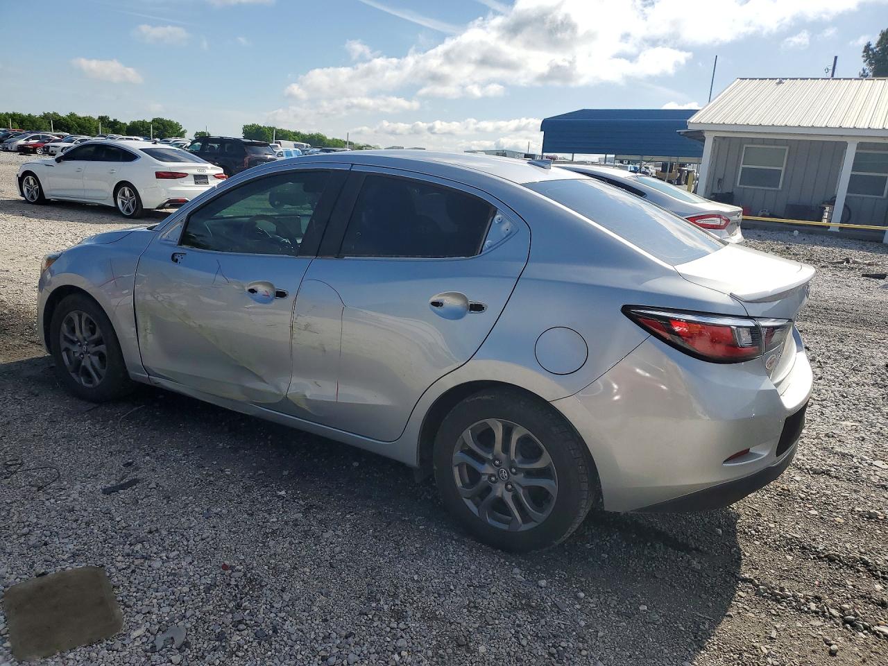 2019 TOYOTA YARIS