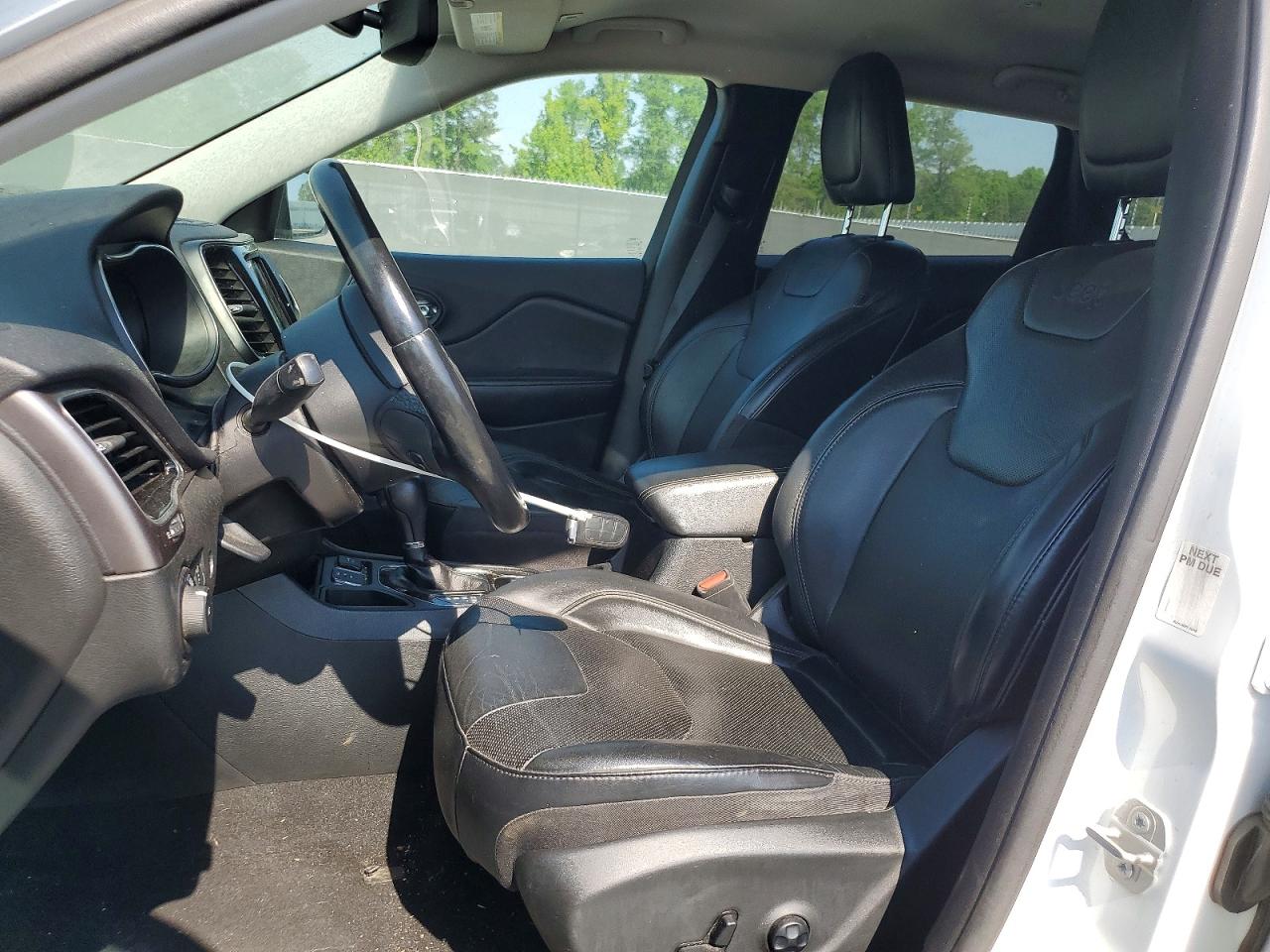 2019 JEEP CHEROKEE