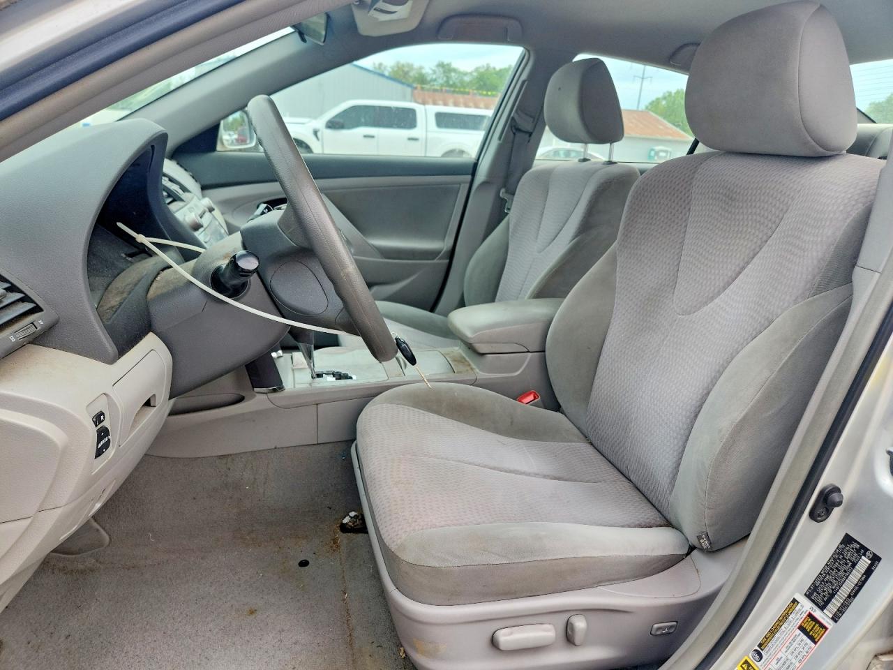2011 TOYOTA CAMRY