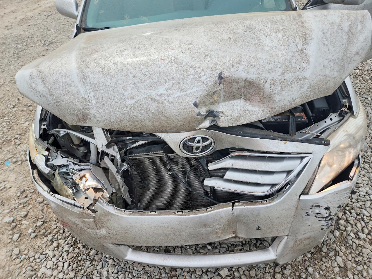 2011 TOYOTA CAMRY