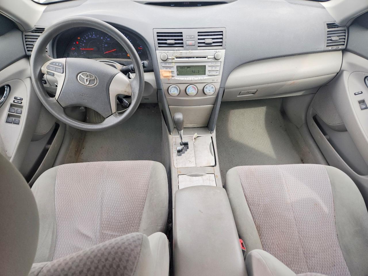 2011 TOYOTA CAMRY