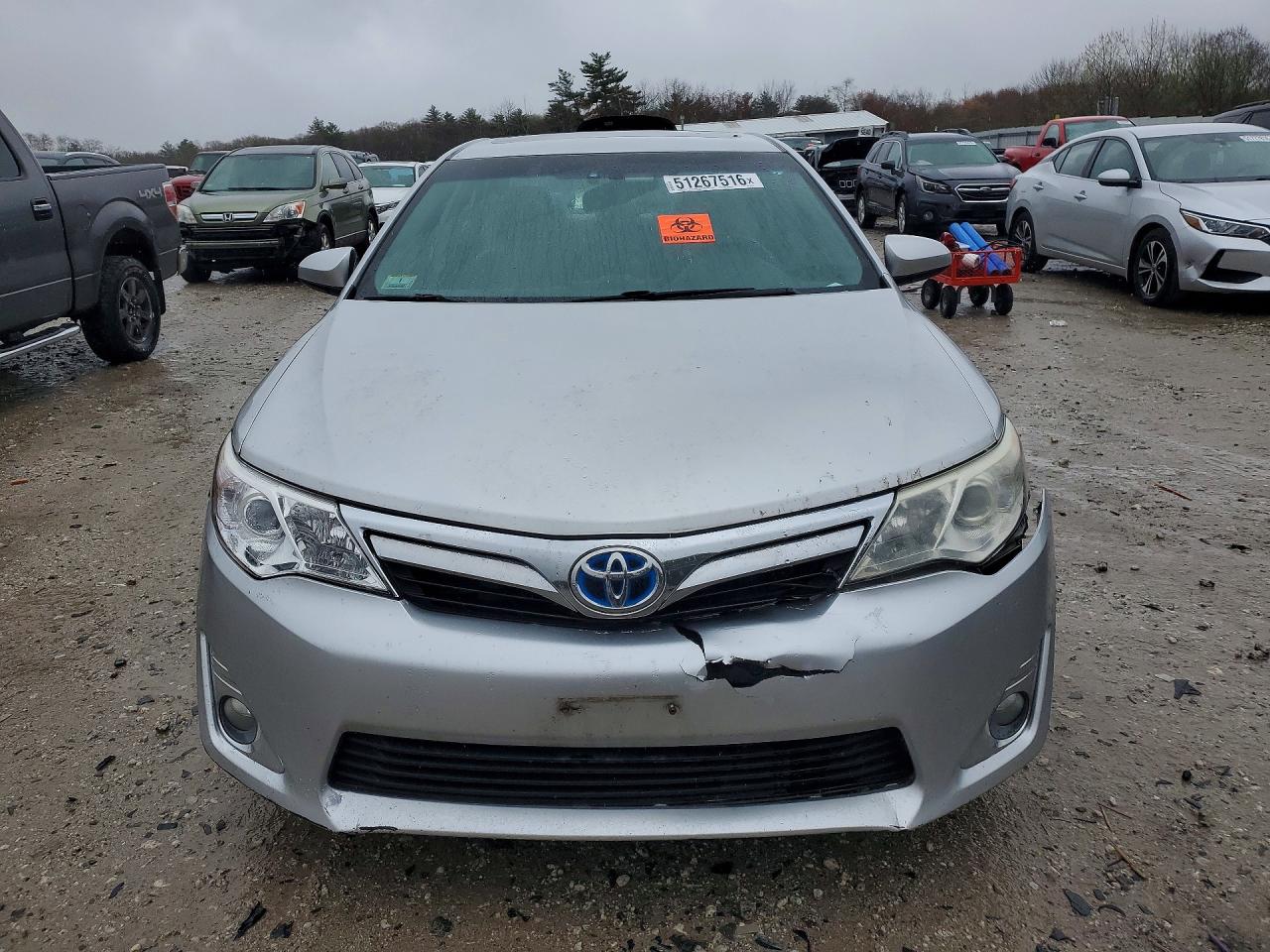 2012 TOYOTA CAMRY SOLA