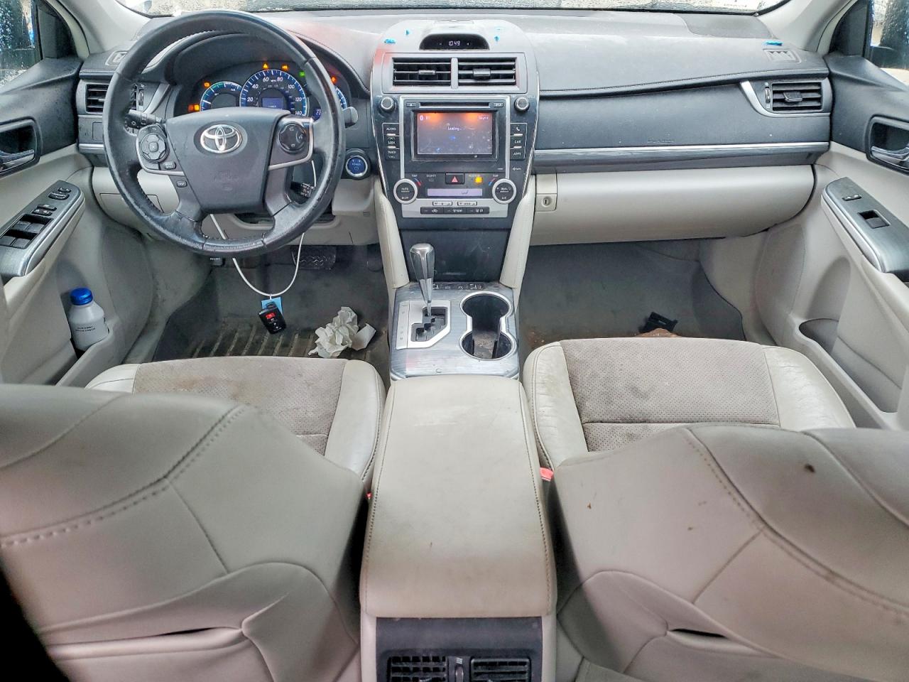 2012 TOYOTA CAMRY SOLA