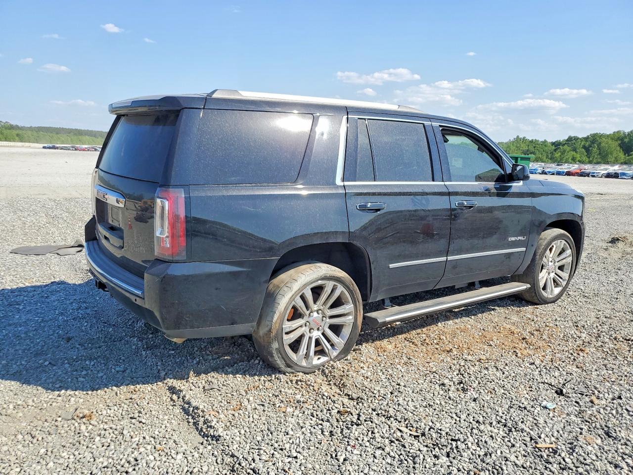 2015 GMC YUKON
