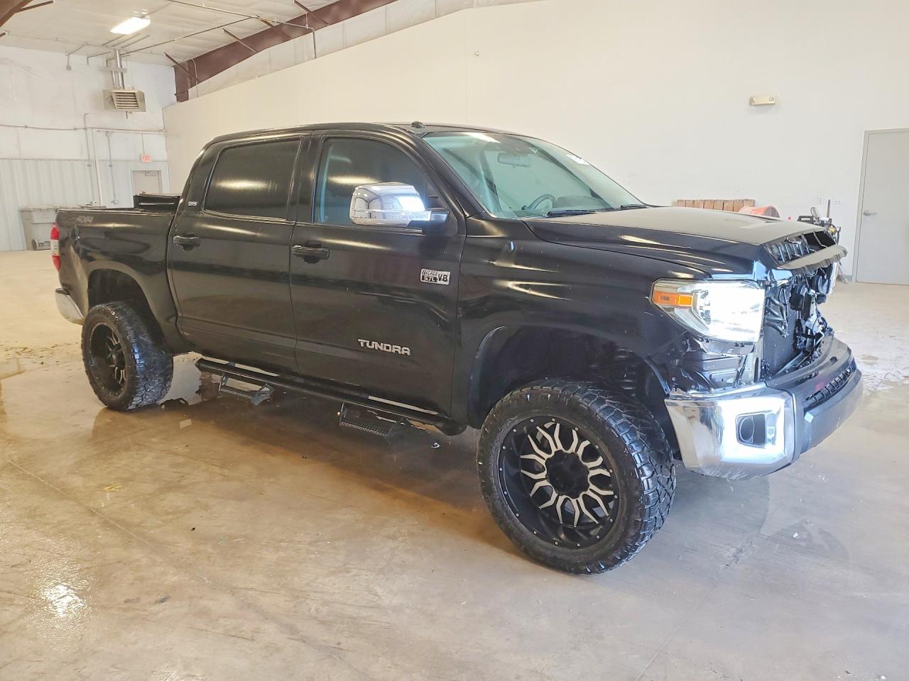 2018 TOYOTA TUNDRA