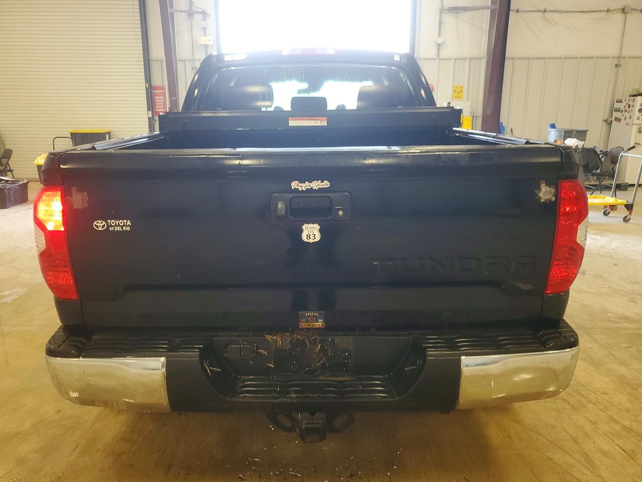 2018 TOYOTA TUNDRA