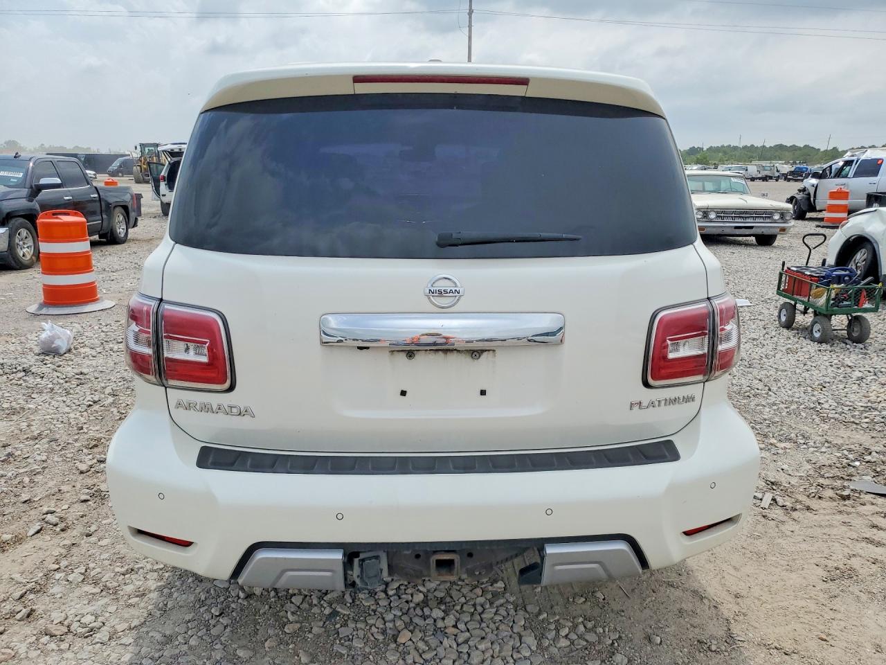 2017 NISSAN ARMADA