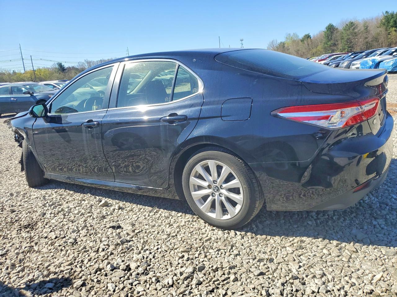 2018 TOYOTA CAMRY