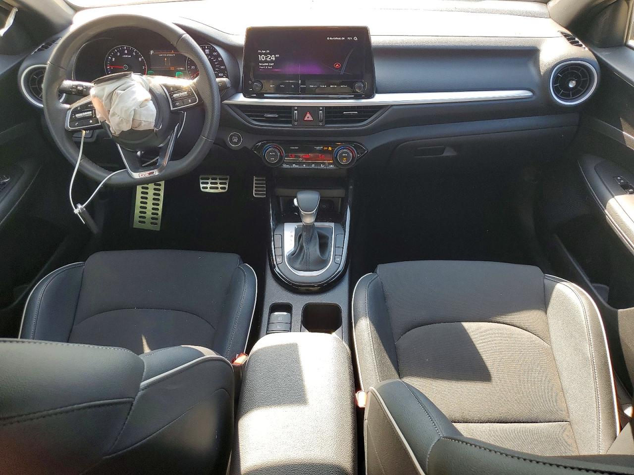 2024 KIA FORTE