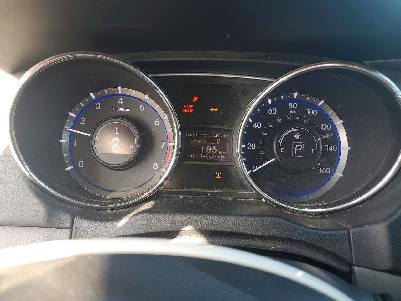 2011 HYUNDAI SONATA