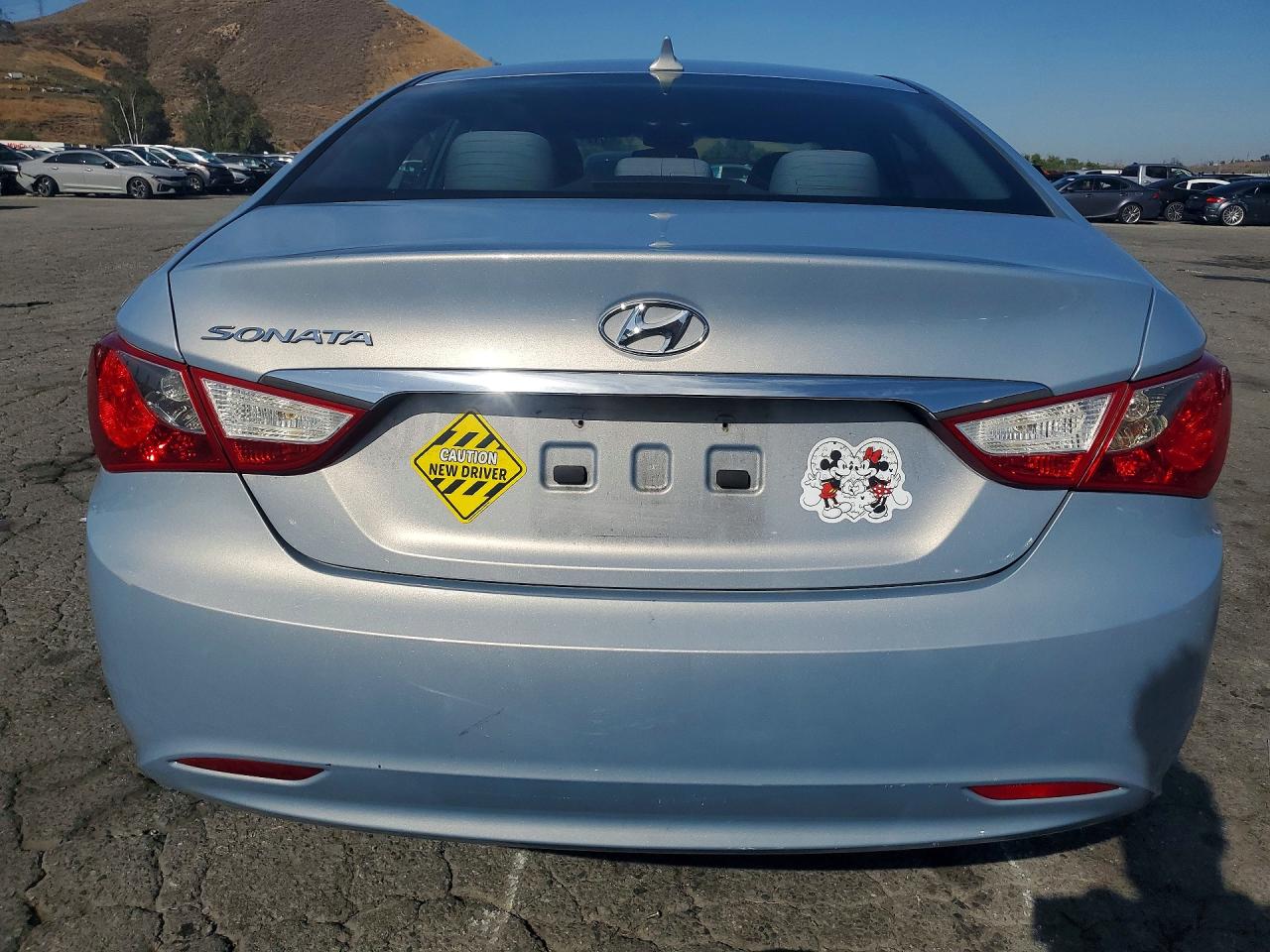 2011 HYUNDAI SONATA