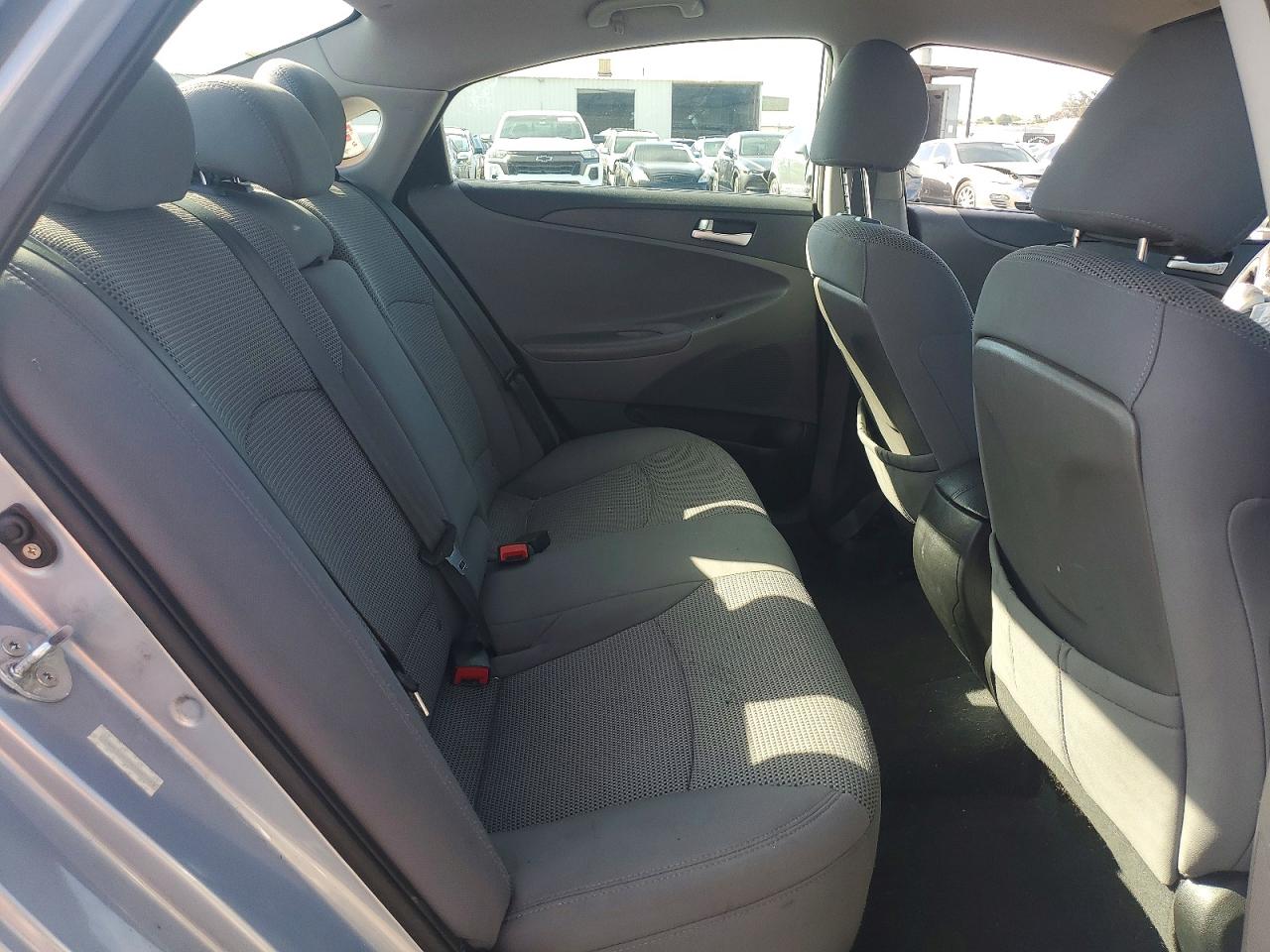 2011 HYUNDAI SONATA