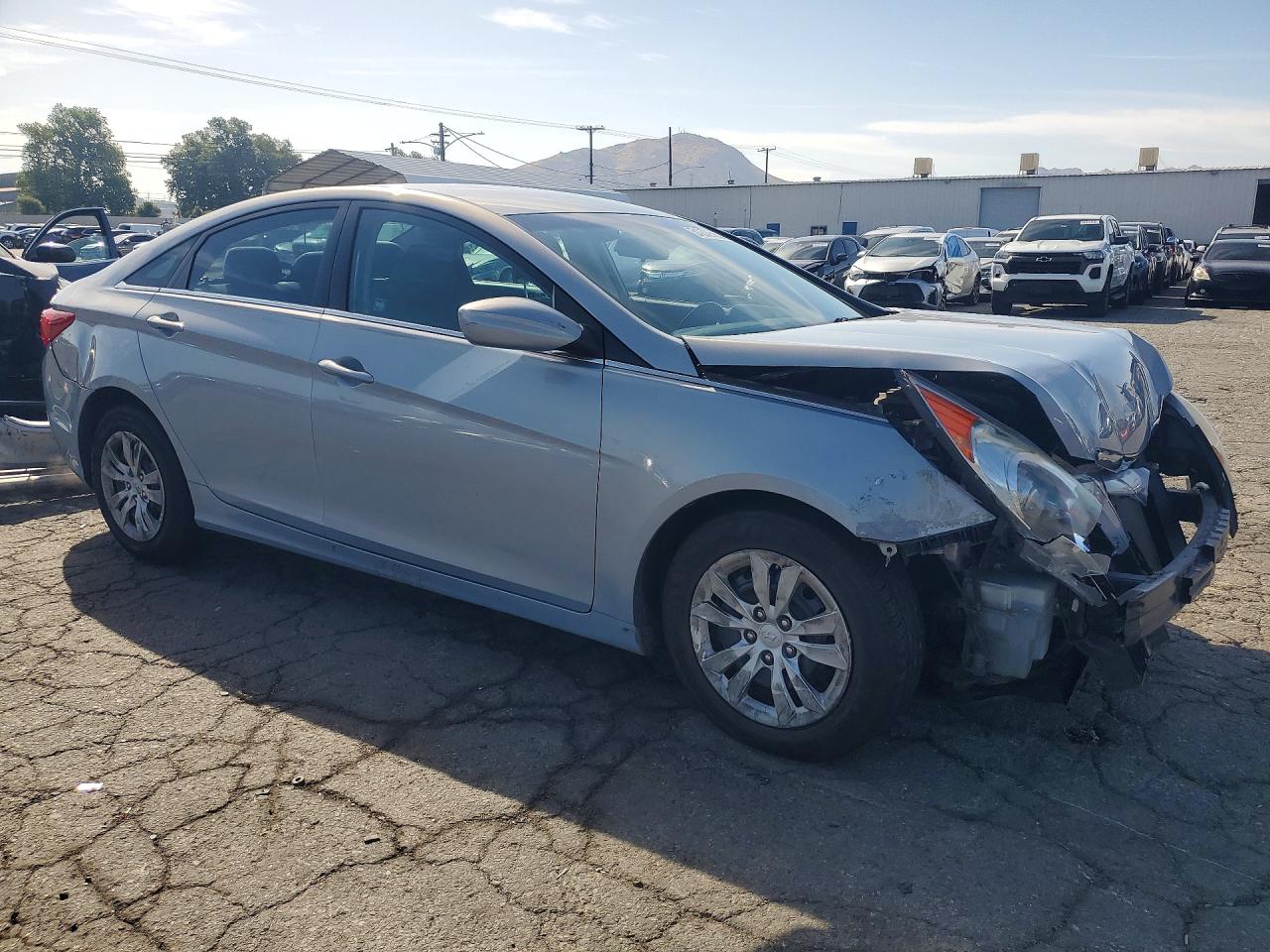 2011 HYUNDAI SONATA