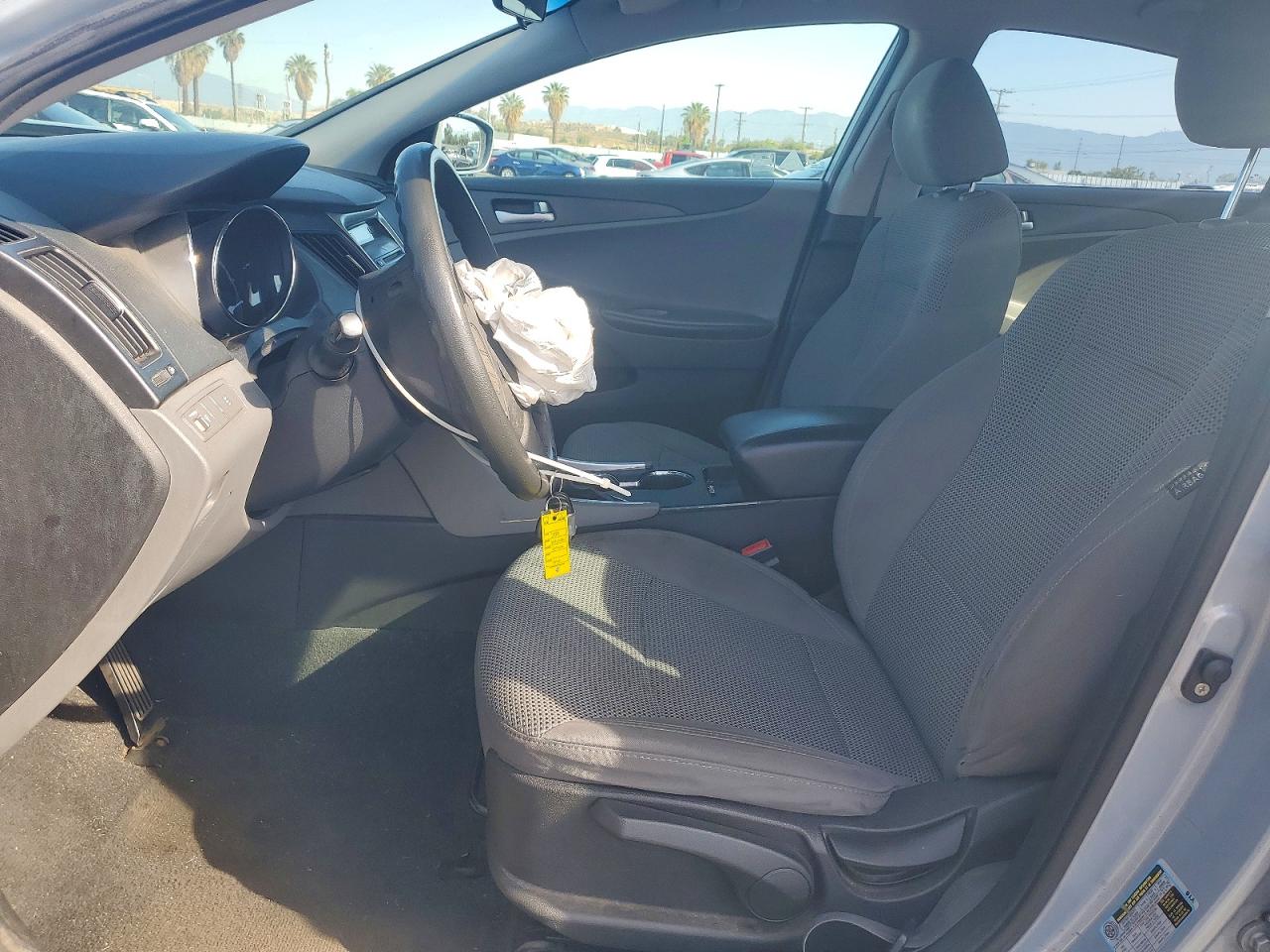 2011 HYUNDAI SONATA