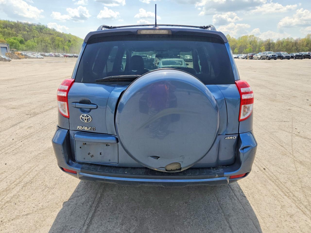 2012 TOYOTA RAV4 BASE